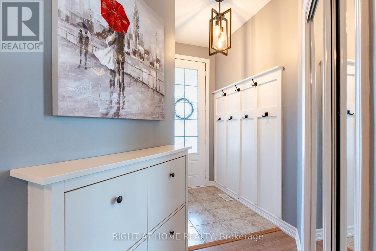 72 Wagner Crescent, Essa, Ontario  L3W 0R7 - Photo 6 - N13156312