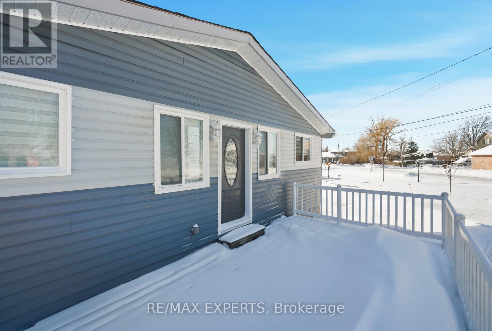 155 Woodfield Drive, Georgina, Ontario  L0E 1N0 - Photo 8 - N13155994