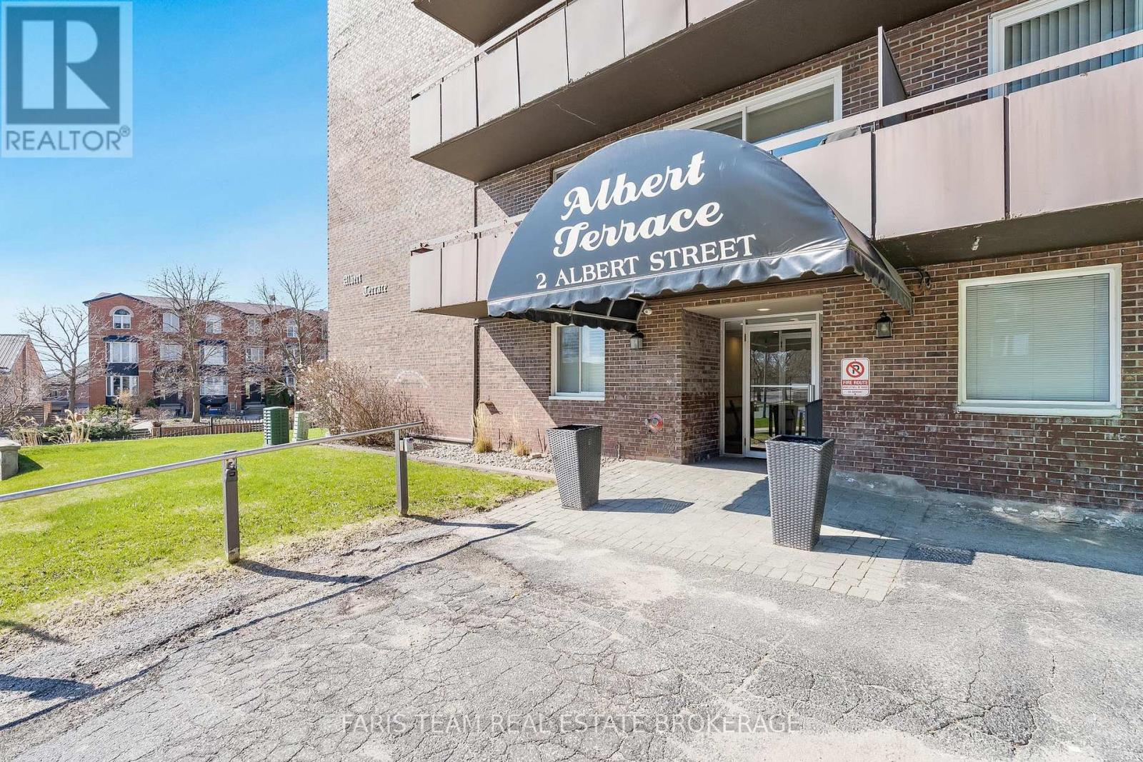 48 - 2 Albert Street, Barrie, Ontario  L4M 3S4 - Photo 3 - S13156222