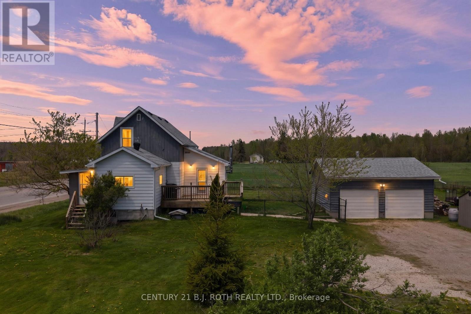 1006 FLOS 4 ROAD E, Springwater, Ontario