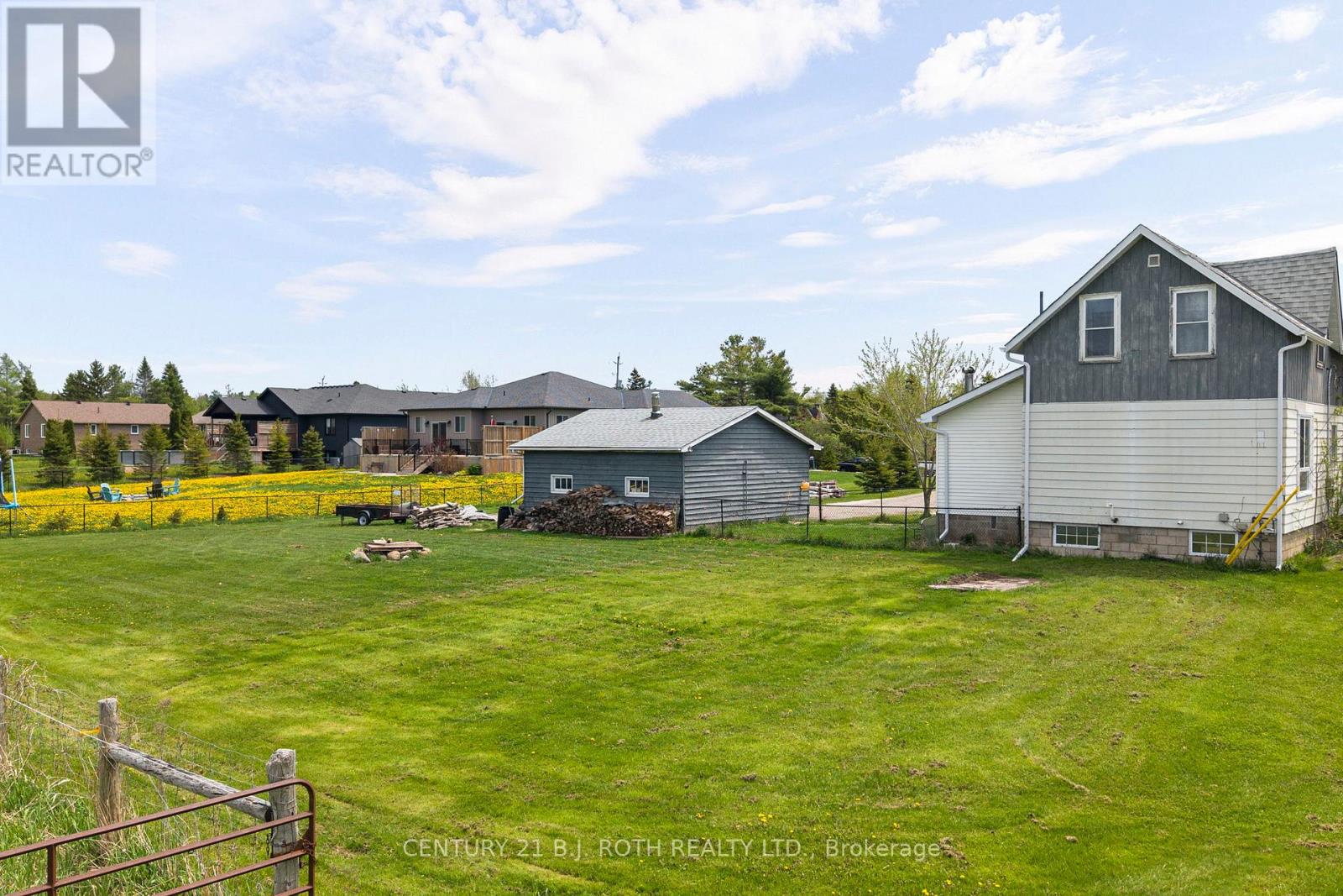 1006 Flos 4 Road E, Springwater, Ontario  L0L 2K0 - Photo 14 - S13156248