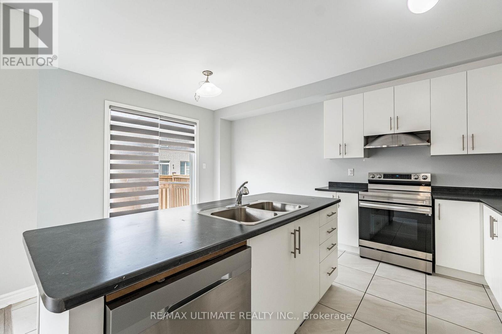 71 Tracey Lane, Collingwood, Ontario  L9Y 3V2 - Photo 17 - S13156398