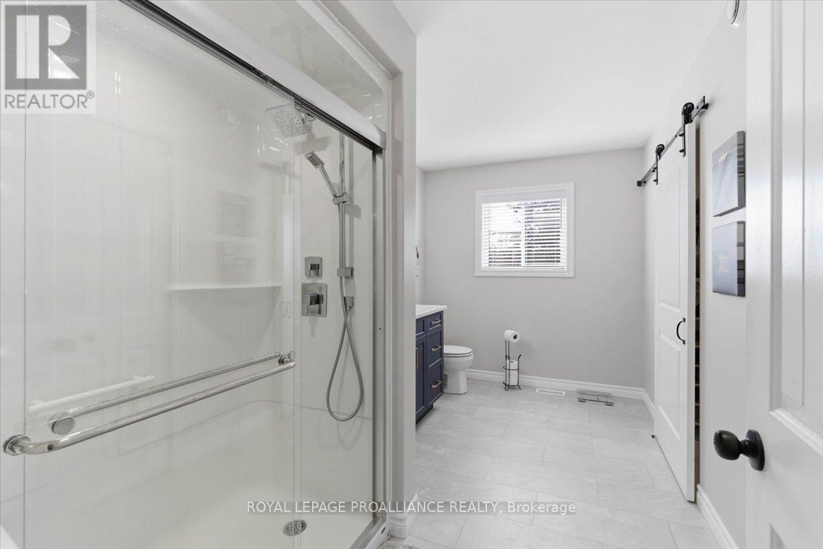 56 Alnet Drive, Belleville, Ontario  K8P 4X4 - Photo 26 - X12978138