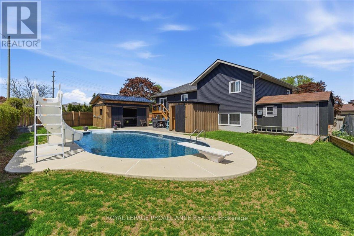 56 Alnet Drive, Belleville, Ontario  K8P 4X4 - Photo 45 - X12978138