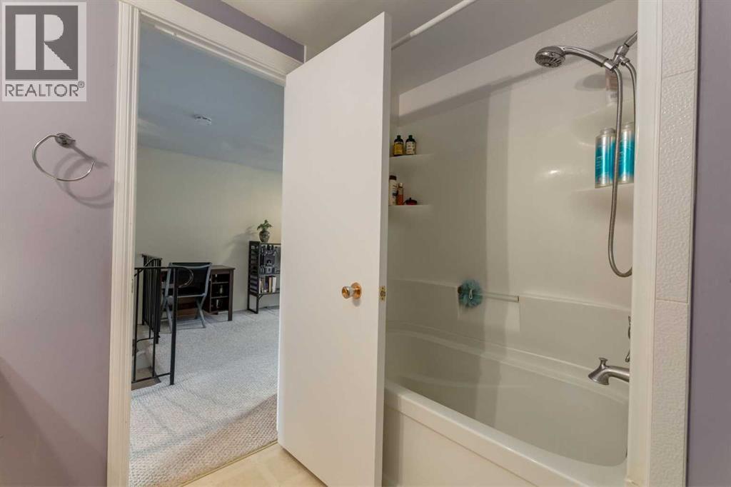 56, 5019 46 Avenue SW, Calgary, Alberta  T3E 6R1 - Photo 21 - A2313279