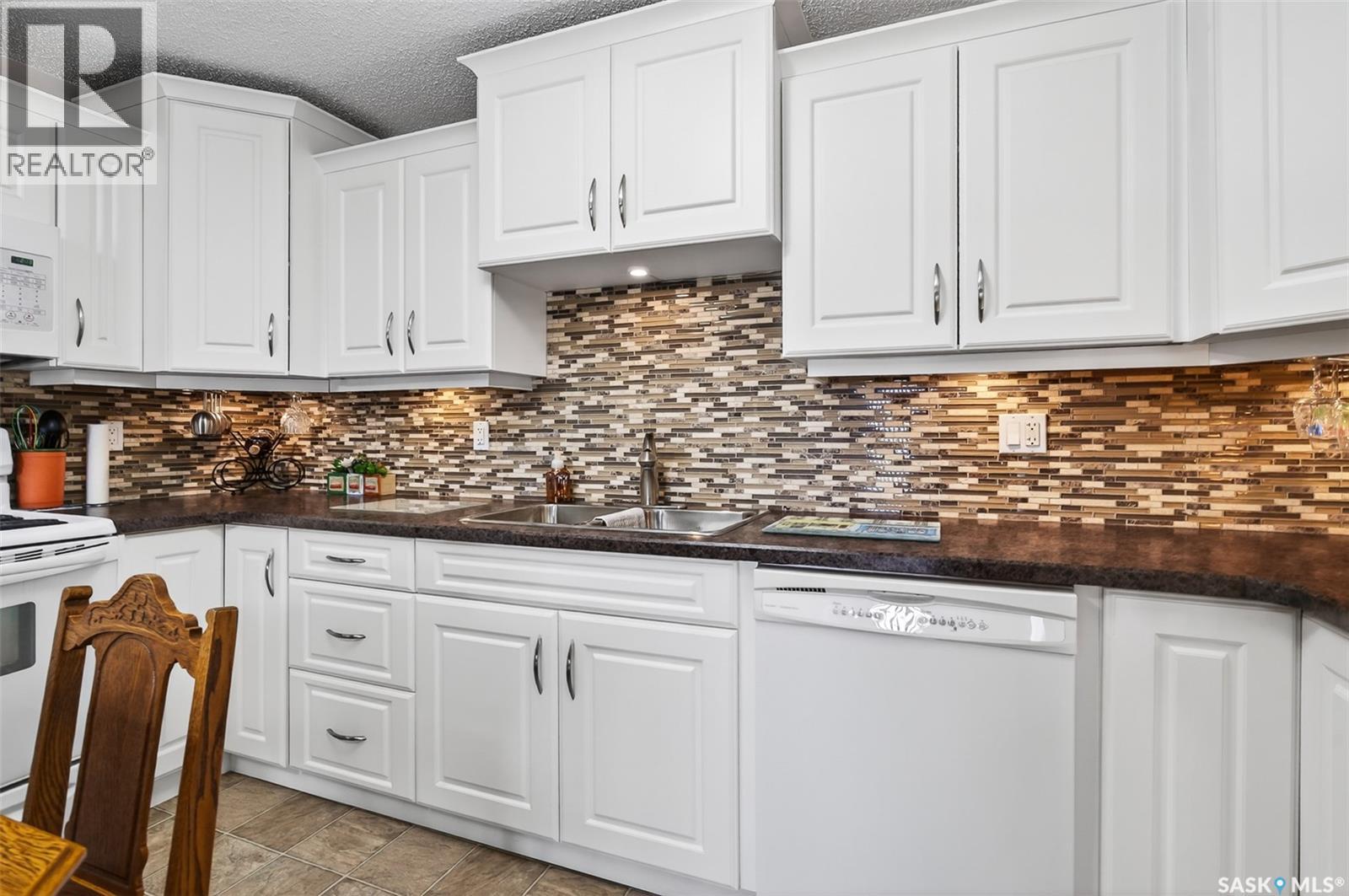 308 55 Wood Lily Drive, Moose Jaw, Saskatchewan  S6J 1H1 - Photo 8 - SK036708