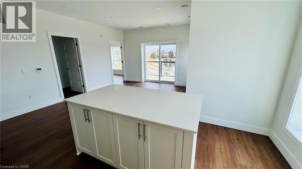 1000 Lackner Place Unit# 404, Kitchener, Ontario  N2A 0L9 - Photo 6 - 40831945