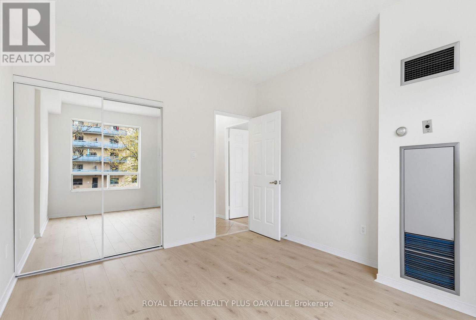 311 - 2511 Lakeshore Road W, Oakville, Ontario  L6L 6L9 - Photo 24 - W13156080