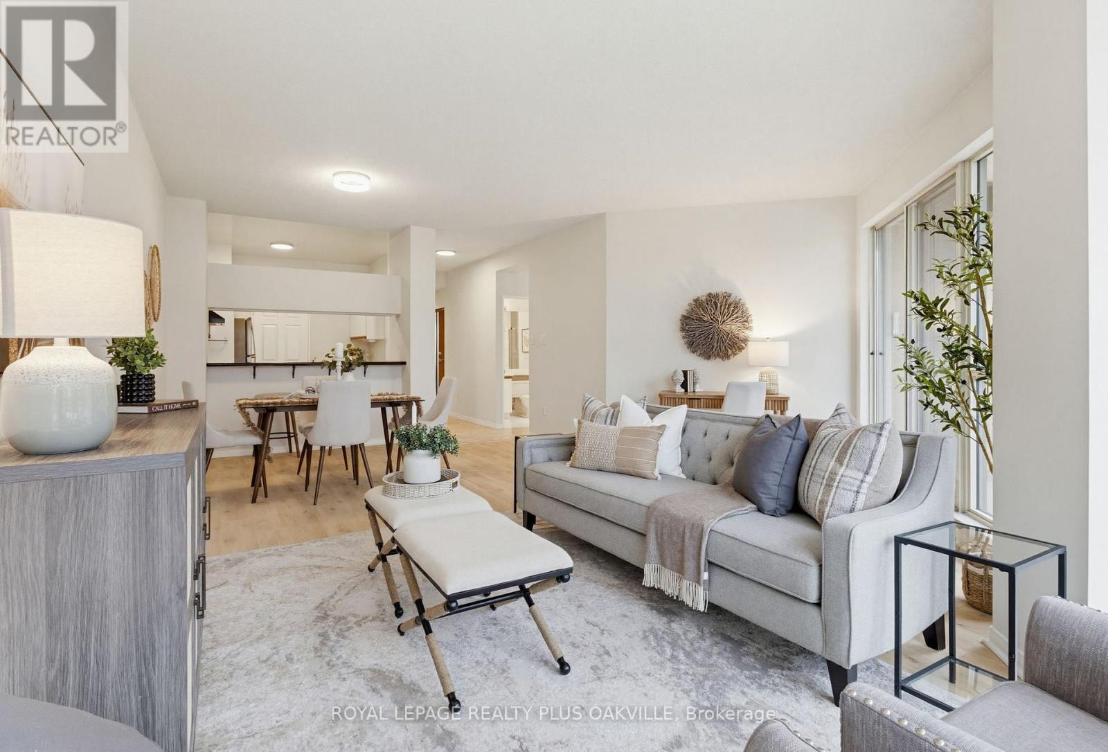 311 - 2511 Lakeshore Road W, Oakville, Ontario  L6L 6L9 - Photo 8 - W13156080