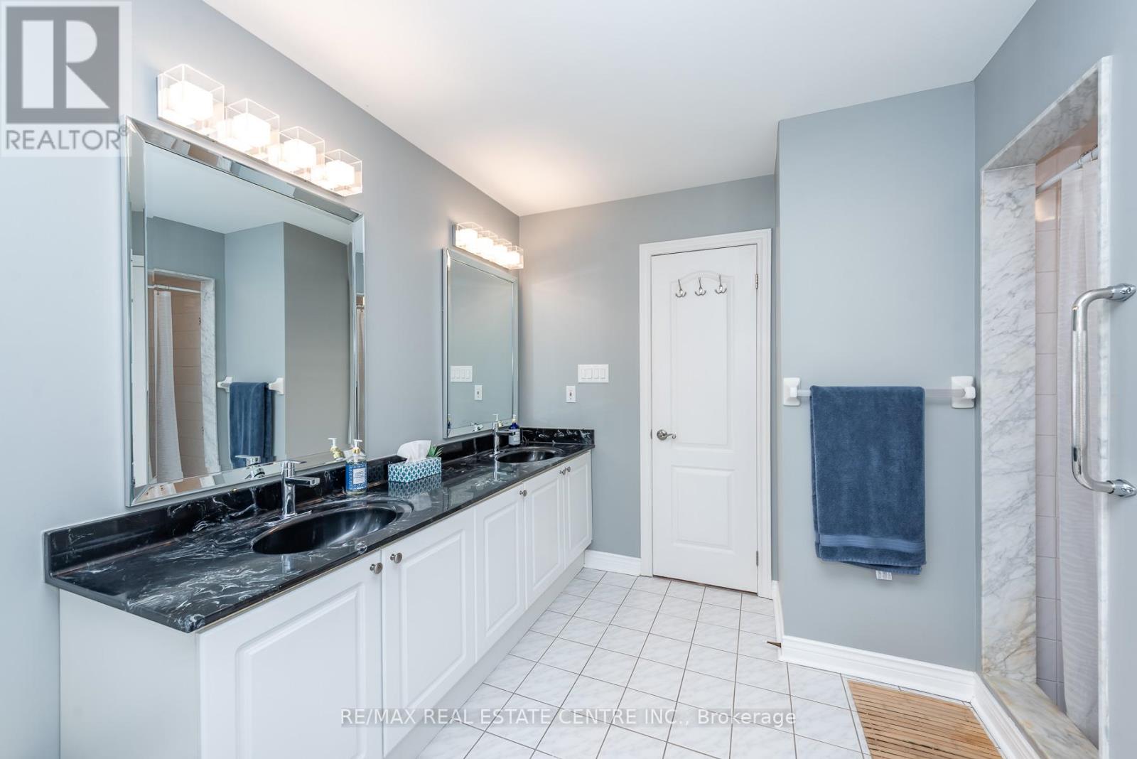 3408 Trelawny Circle, Mississauga, Ontario  L5N 6N6 - Photo 33 - W13156096