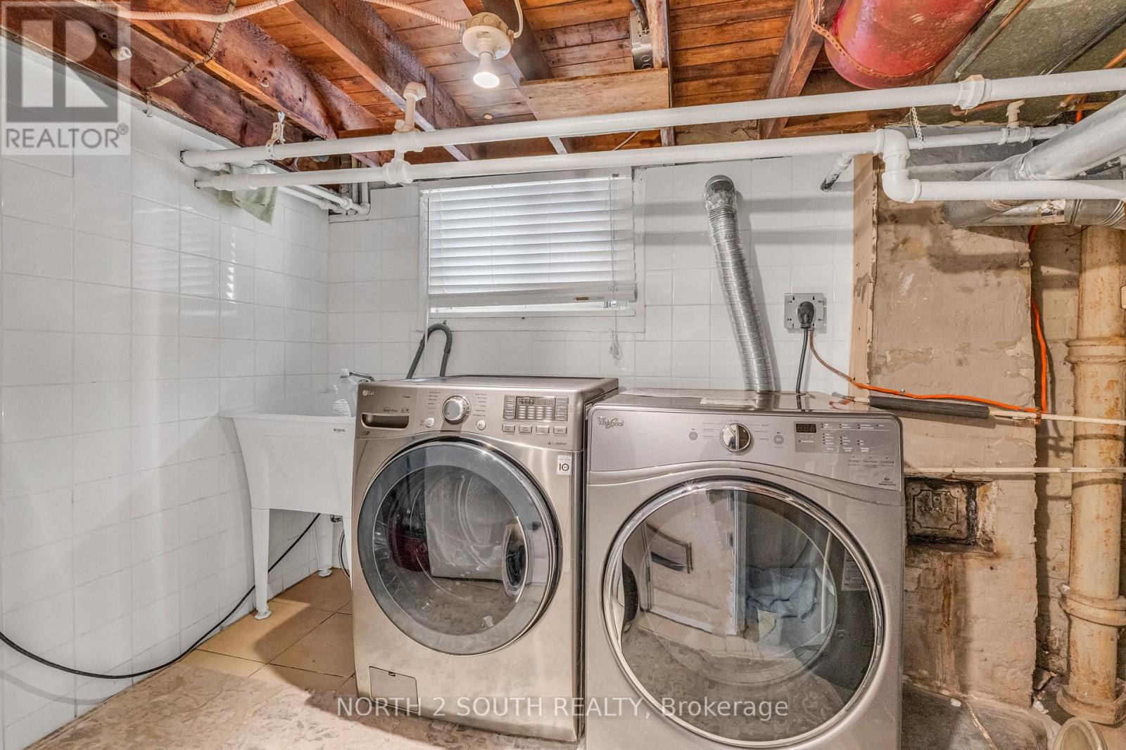 28 Teignmouth Avenue, Toronto, Ontario  M6E 1S7 - Photo 28 - W13156132