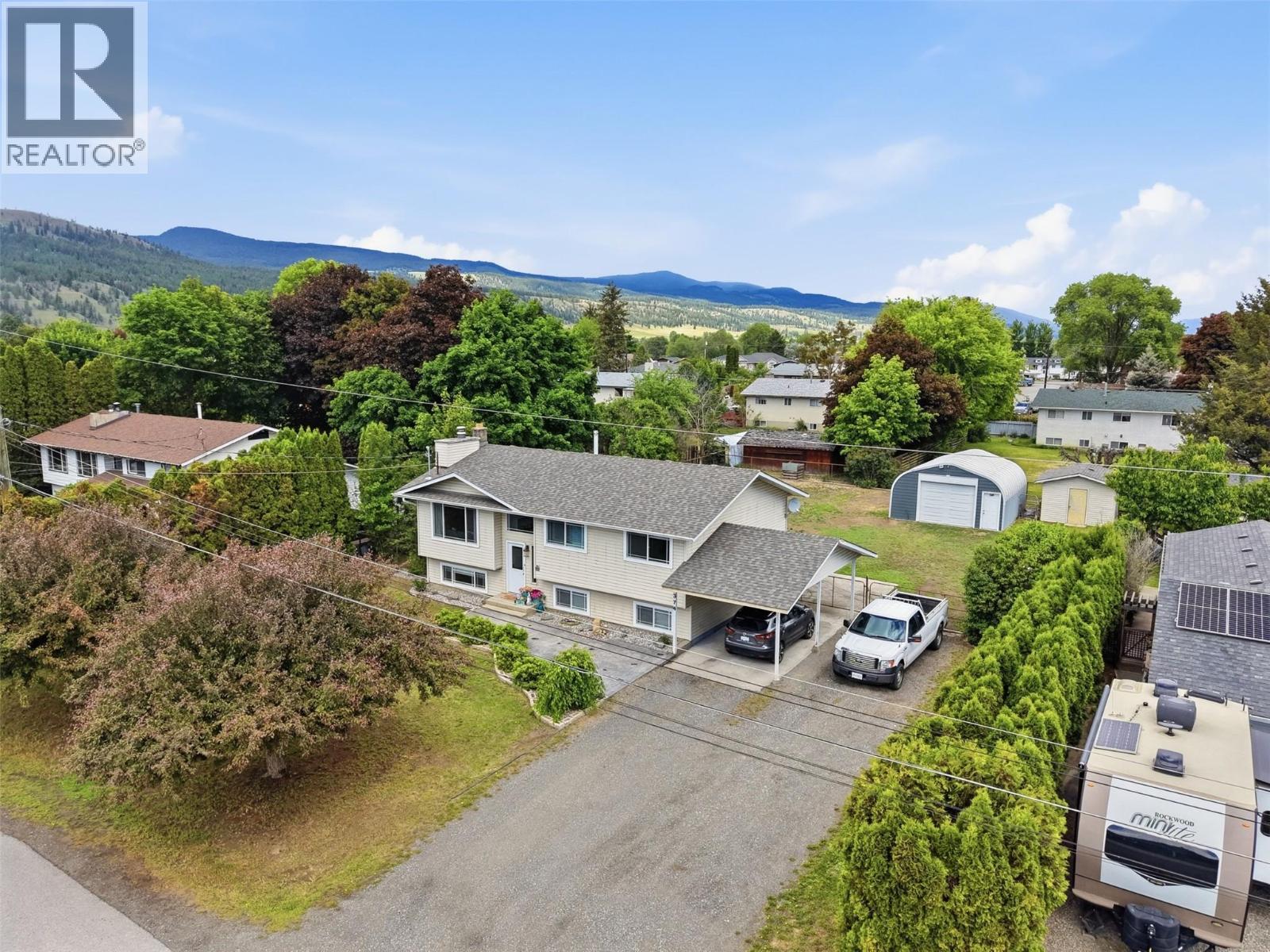 374 Chilco Avenue, Kamloops, British Columbia