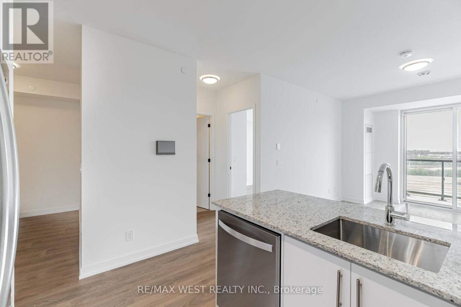 708 - 345 Wheat Boom Drive, Oakville, Ontario  L6H 7X4 - Photo 12 - W13156260