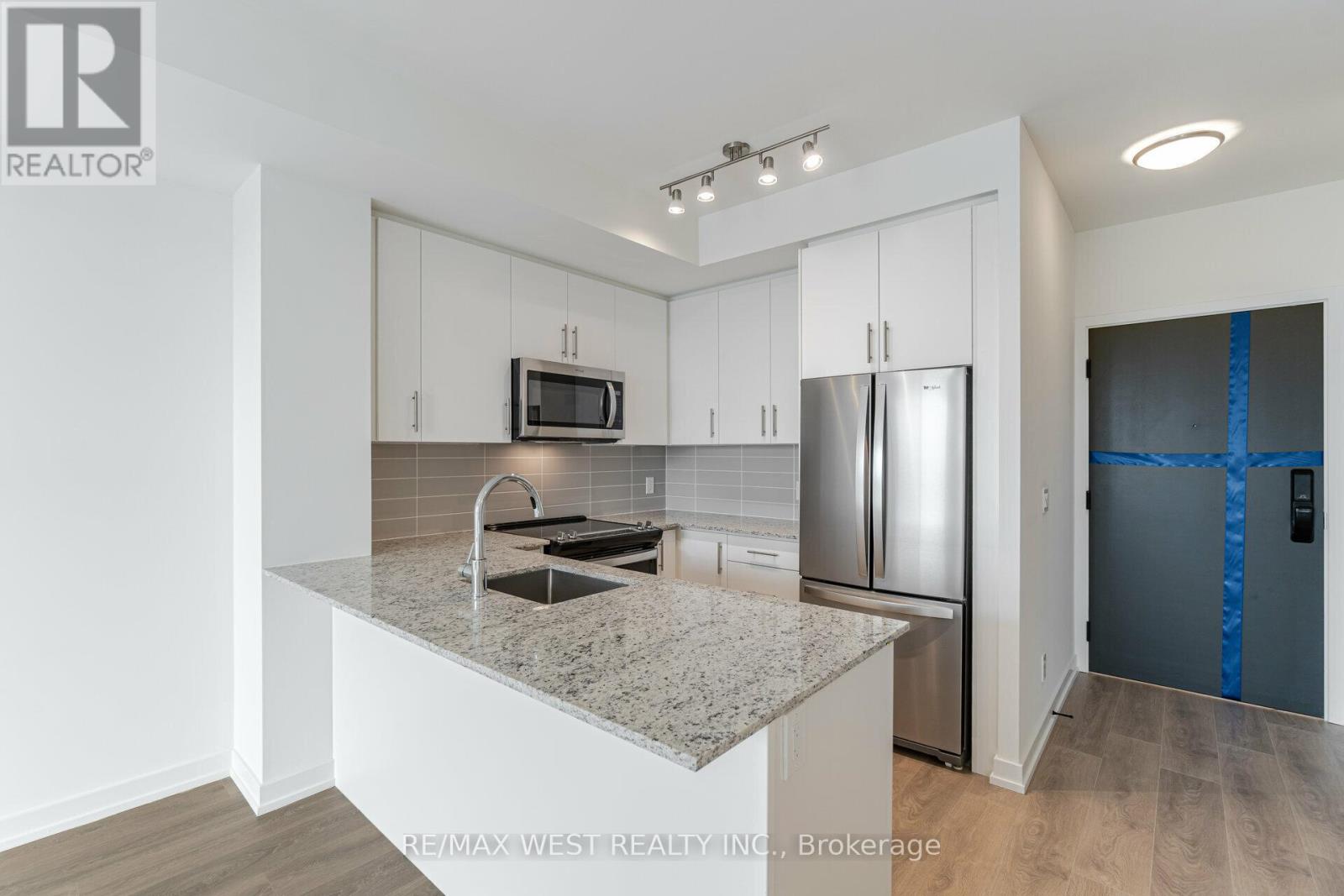708 - 345 Wheat Boom Drive, Oakville, Ontario  L6H 7X4 - Photo 9 - W13156260