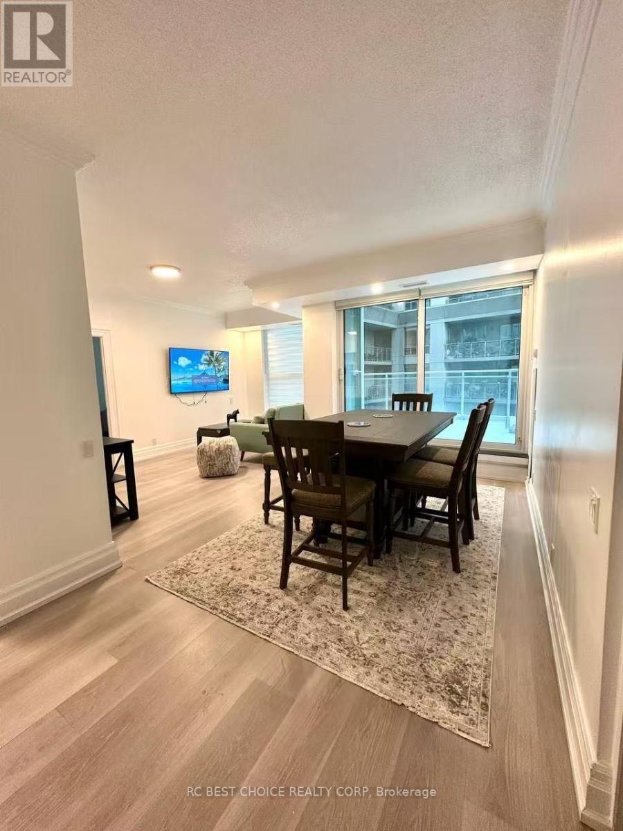 203 - 2067 Lake Shore Boulevard W, Toronto, Ontario  M8V 4B8 - Photo 4 - W13156266