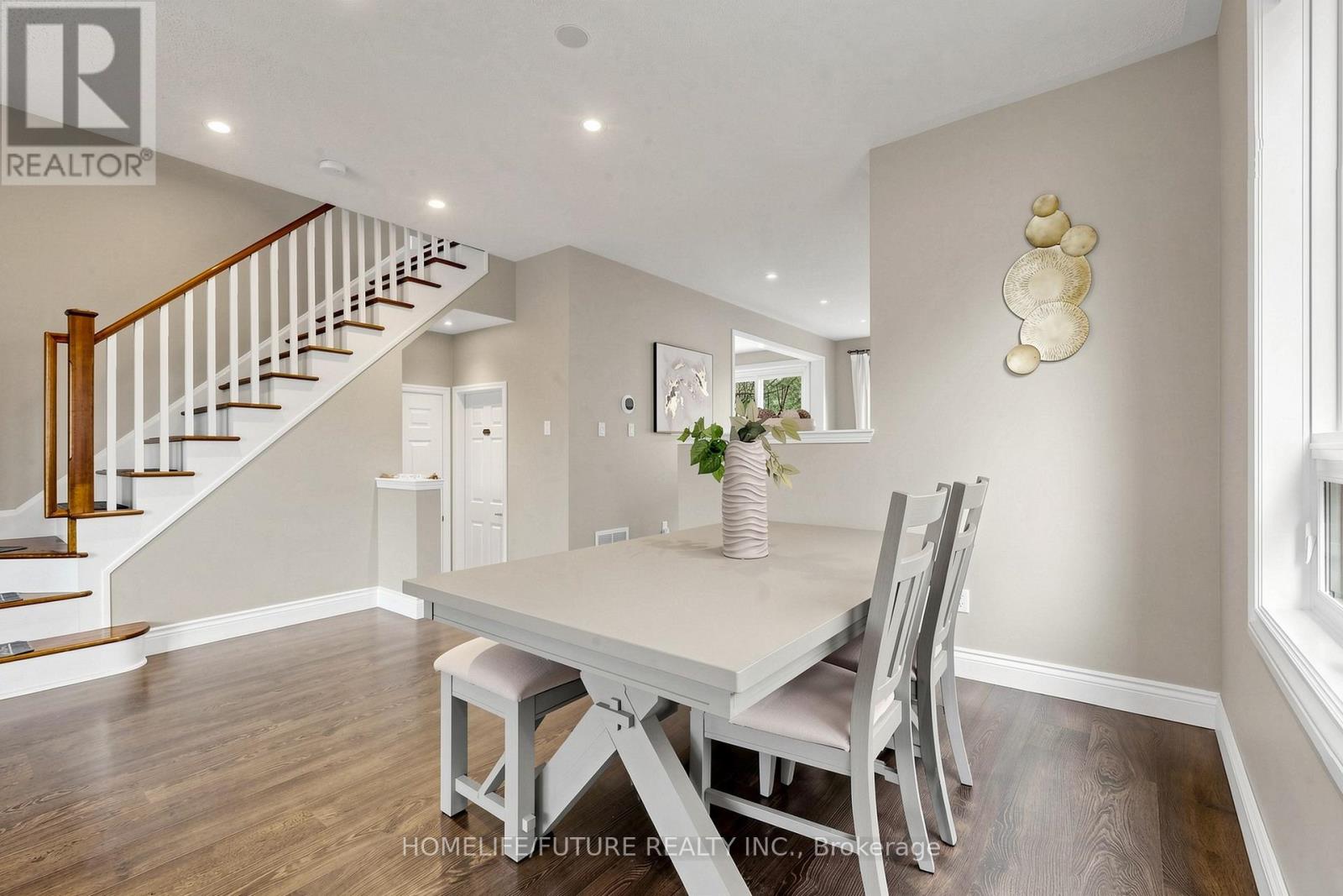 2440 Hollybrook Drive, Oakville, Ontario  L6M 4S8 - Photo 10 - W13156334