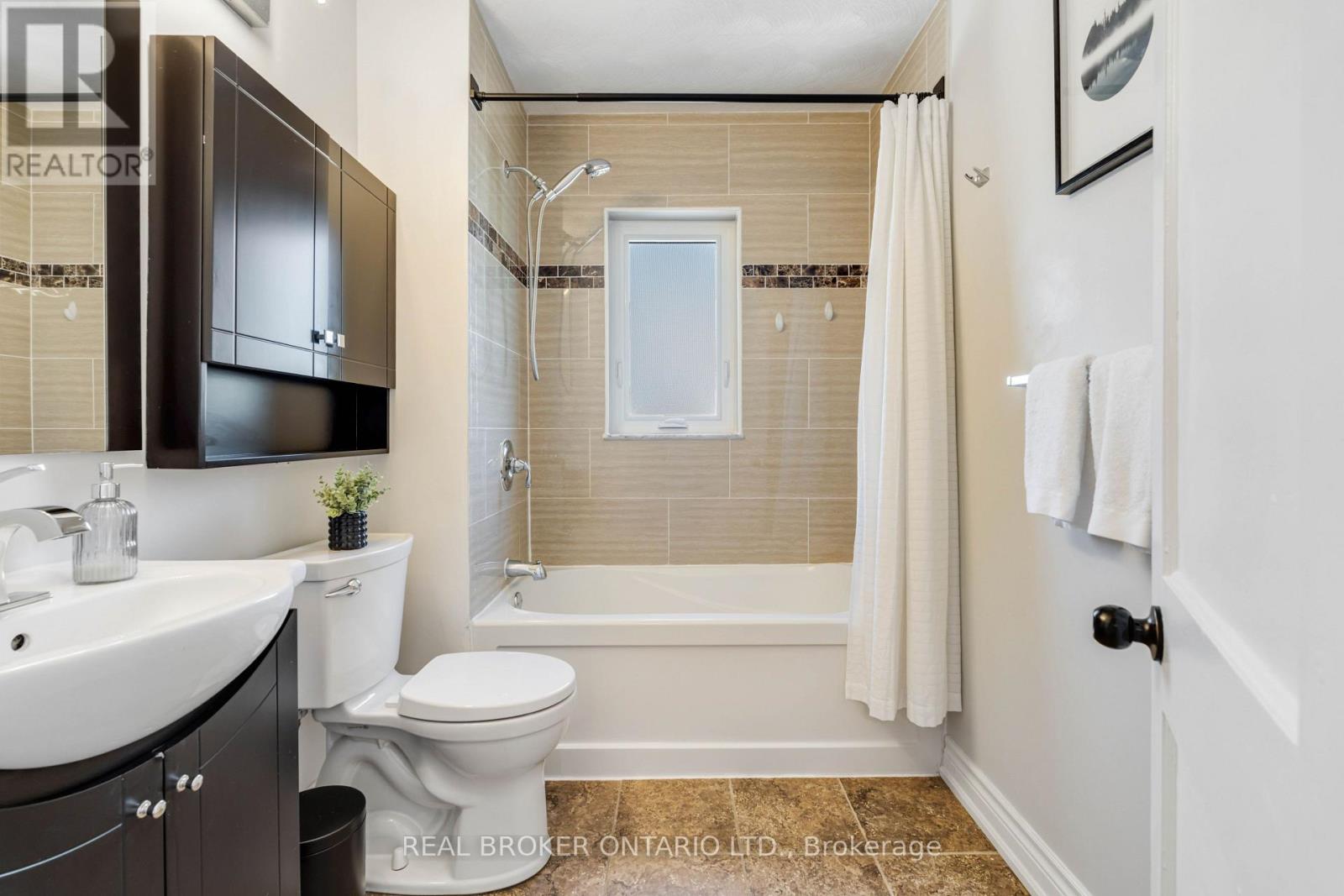 57 Scott Road, Toronto, Ontario  M6M 3T1 - Photo 21 - W13156348