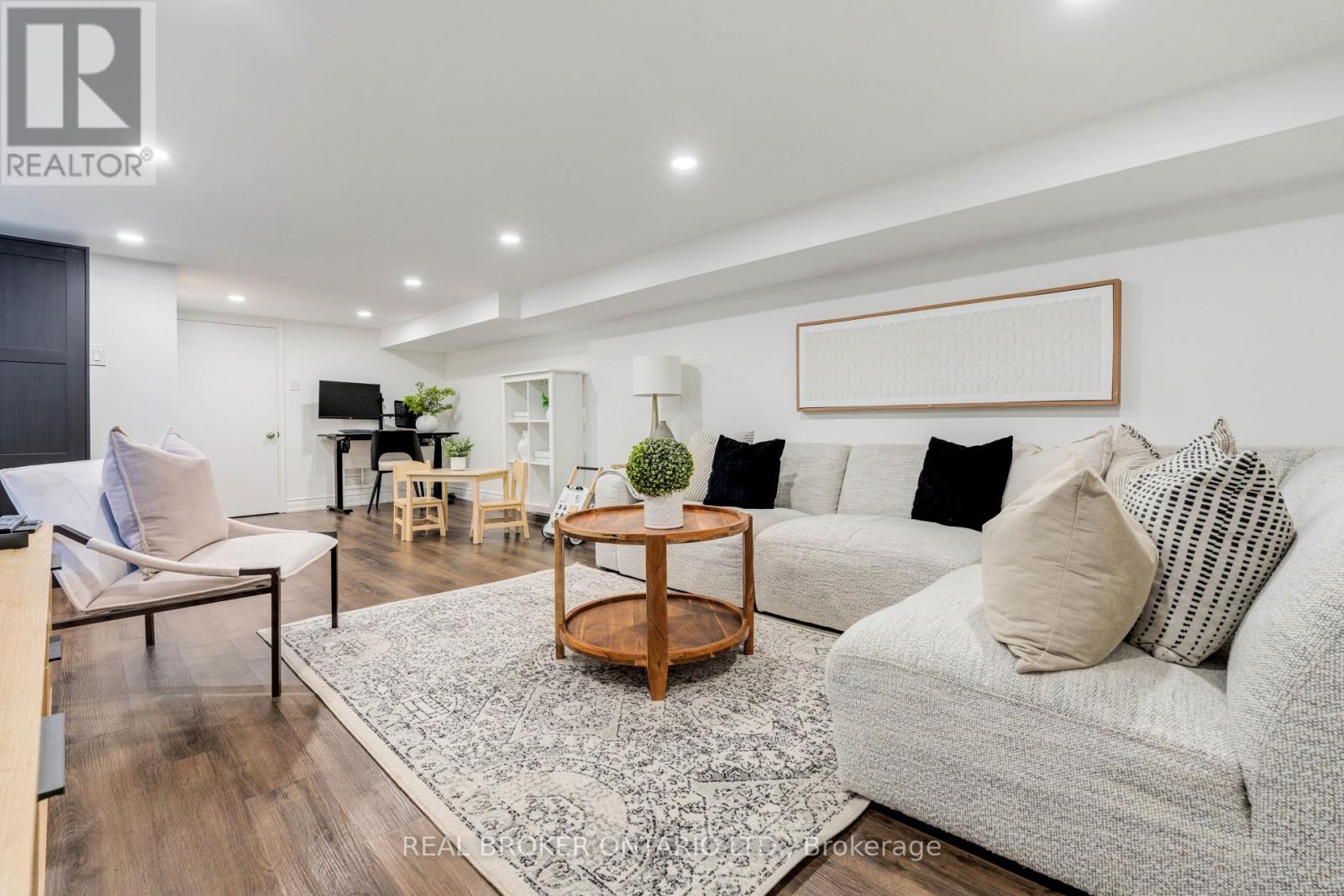 57 Scott Road, Toronto, Ontario  M6M 3T1 - Photo 22 - W13156348