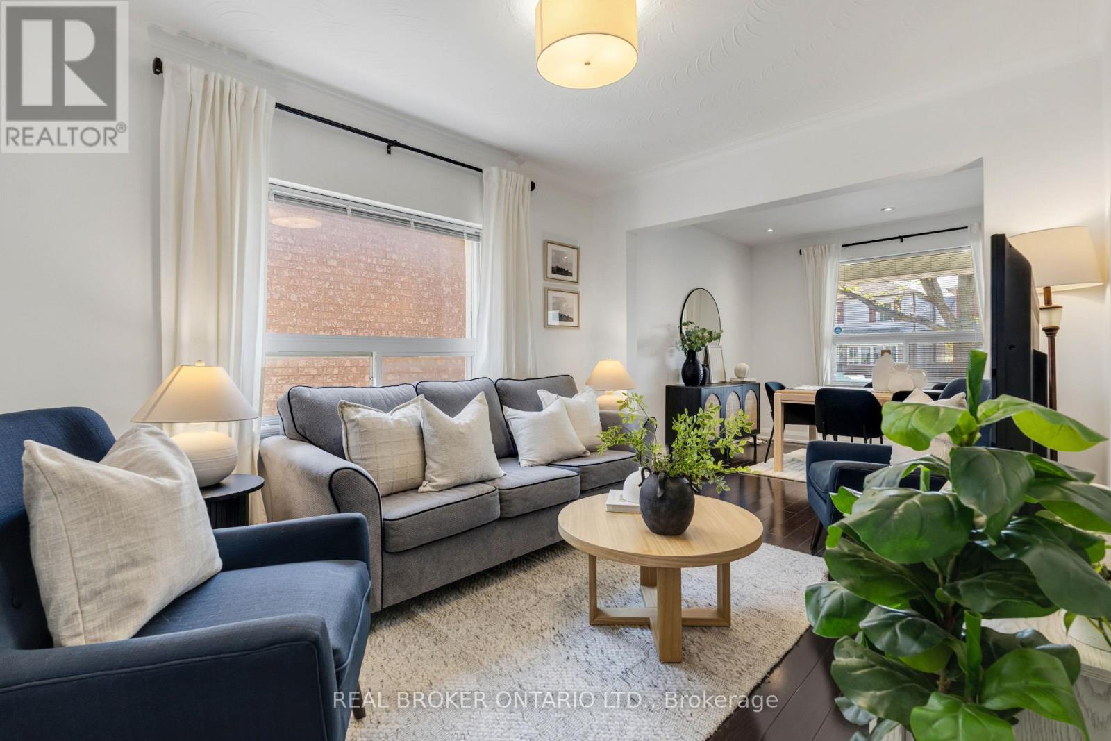 57 Scott Road, Toronto, Ontario  M6M 3T1 - Photo 7 - W13156348