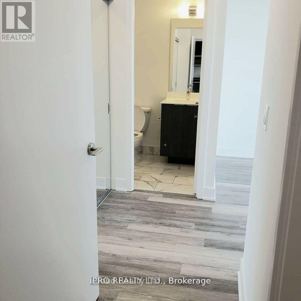 1322 - 30 Shore Breeze Drive, Toronto, Ontario  M8V 0J1 - Photo 4 - W13156372