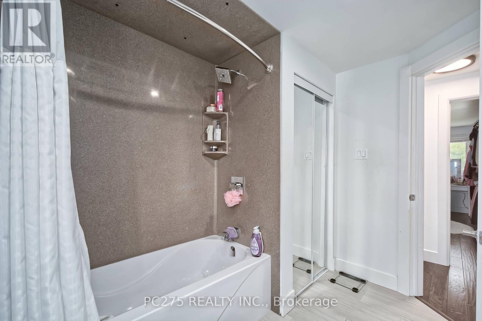 1053 Griffith Road, Sarnia, Ontario  N7S 3G1 - Photo 15 - X13156484