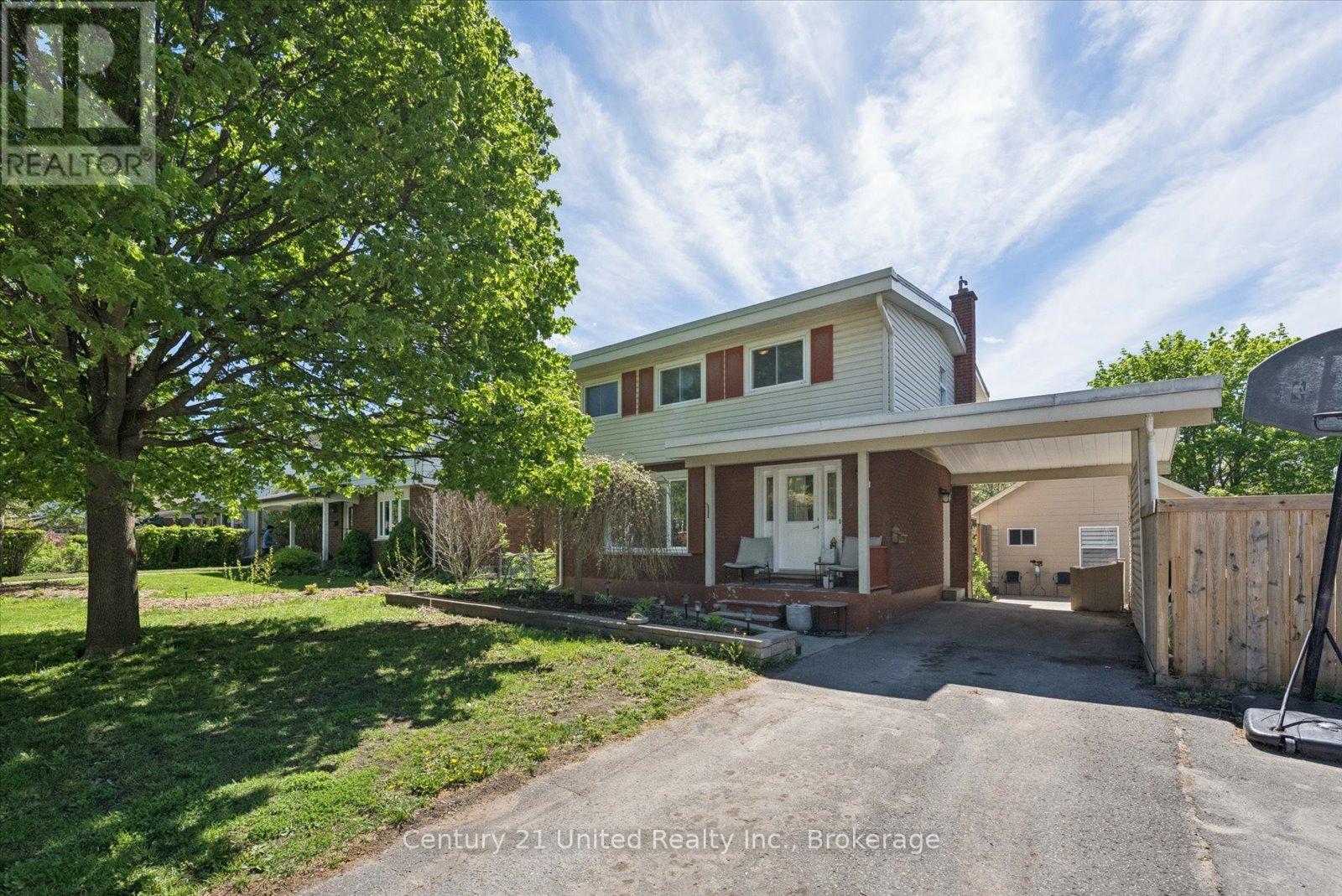 277 GREENLAWN AVENUE, Peterborough, Ontario
