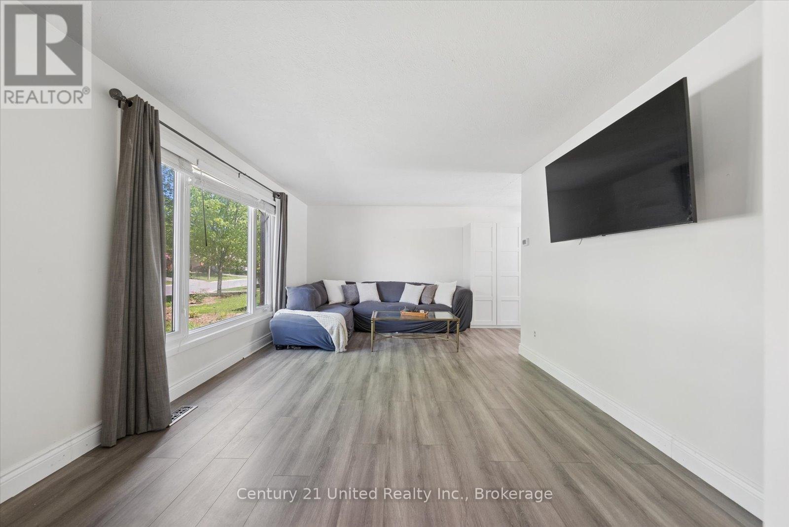 277 Greenlawn Avenue, Peterborough, Ontario  K9H 5K7 - Photo 6 - X13156560