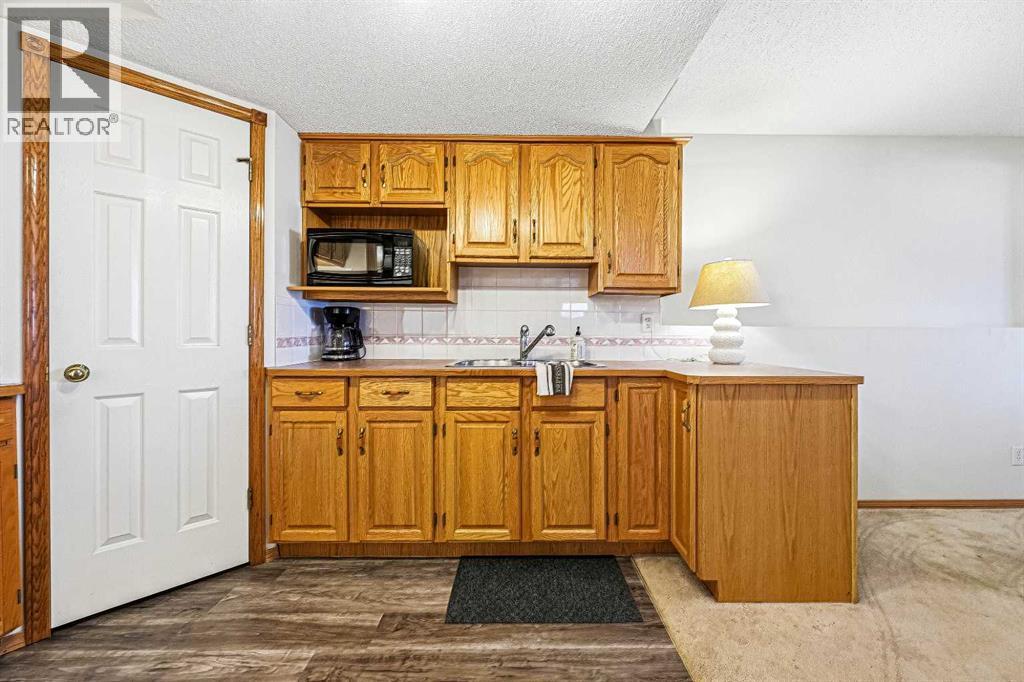 63 Anaheim Crescent NE, Calgary, Alberta  T1Y 7B4 - Photo 27 - A2306806
