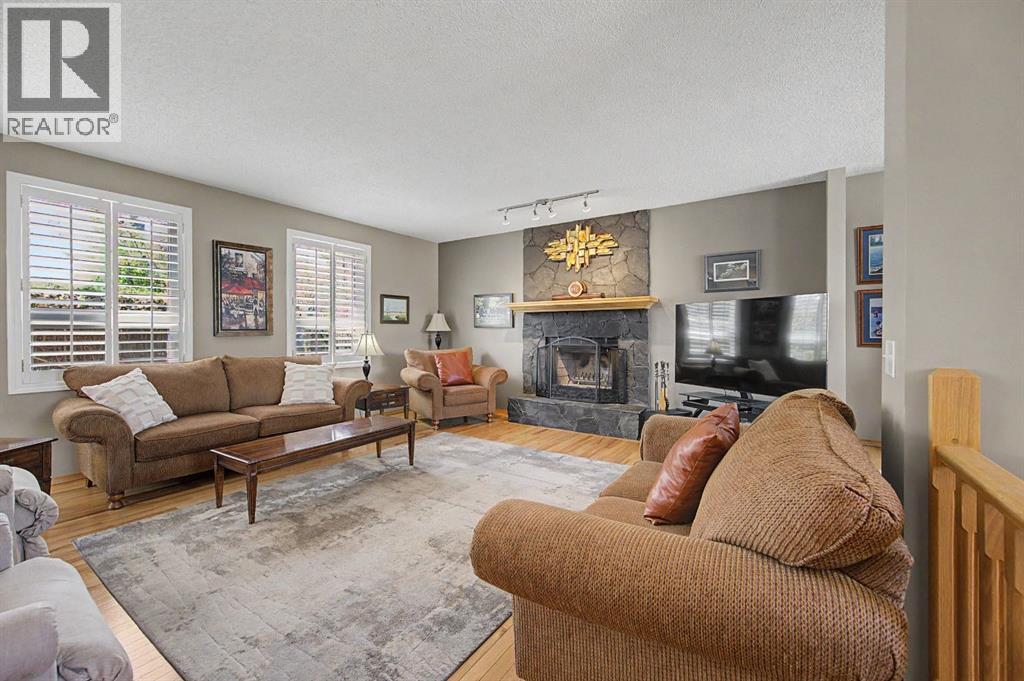 7 Straddock Crescent SW, Calgary, Alberta  T3H 2S6 - Photo 15 - A2309751