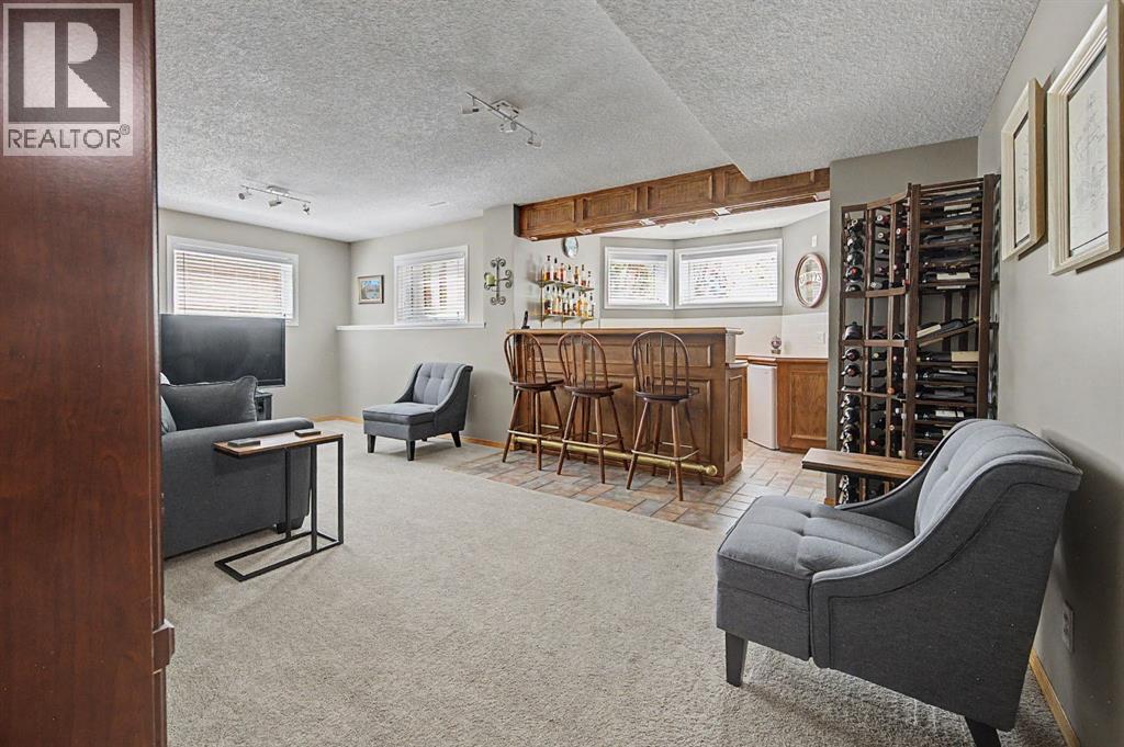 7 Straddock Crescent SW, Calgary, Alberta  T3H 2S6 - Photo 28 - A2309751
