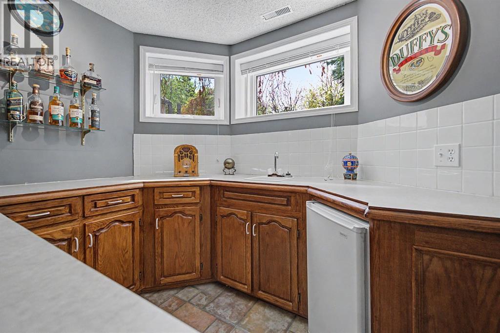 7 Straddock Crescent SW, Calgary, Alberta  T3H 2S6 - Photo 30 - A2309751