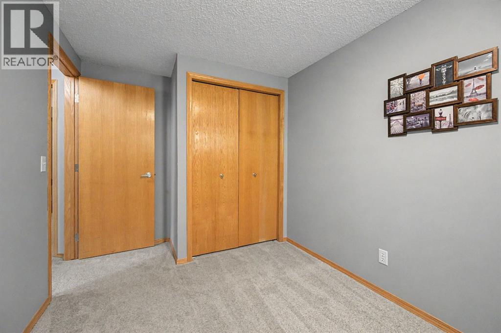 7 Straddock Crescent SW, Calgary, Alberta  T3H 2S6 - Photo 38 - A2309751