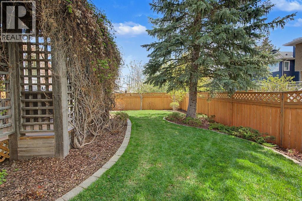 7 Straddock Crescent SW, Calgary, Alberta  T3H 2S6 - Photo 43 - A2309751