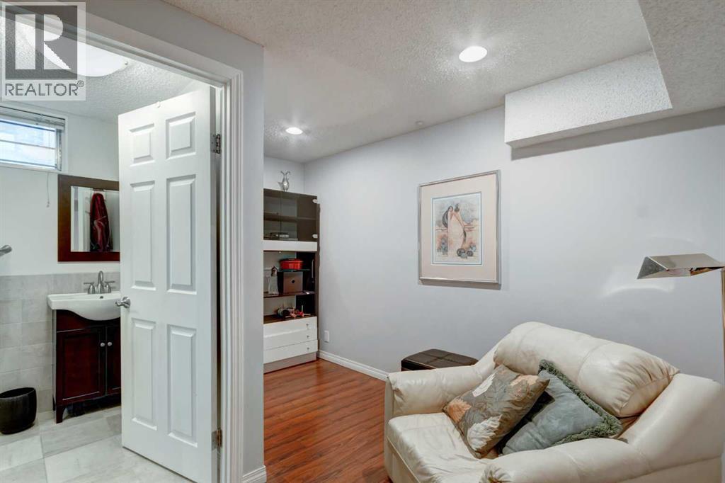 304 Lake Mead Crescent SE, Calgary, Alberta  T2J 3Z9 - Photo 23 - A2310803
