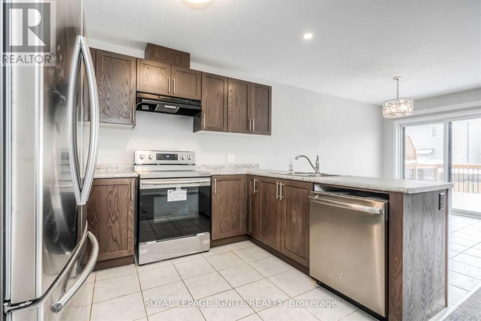 89 - 135 Hardcastle Drive, Cambridge, Ontario  N1S 0B6 - Photo 6 - X13156056