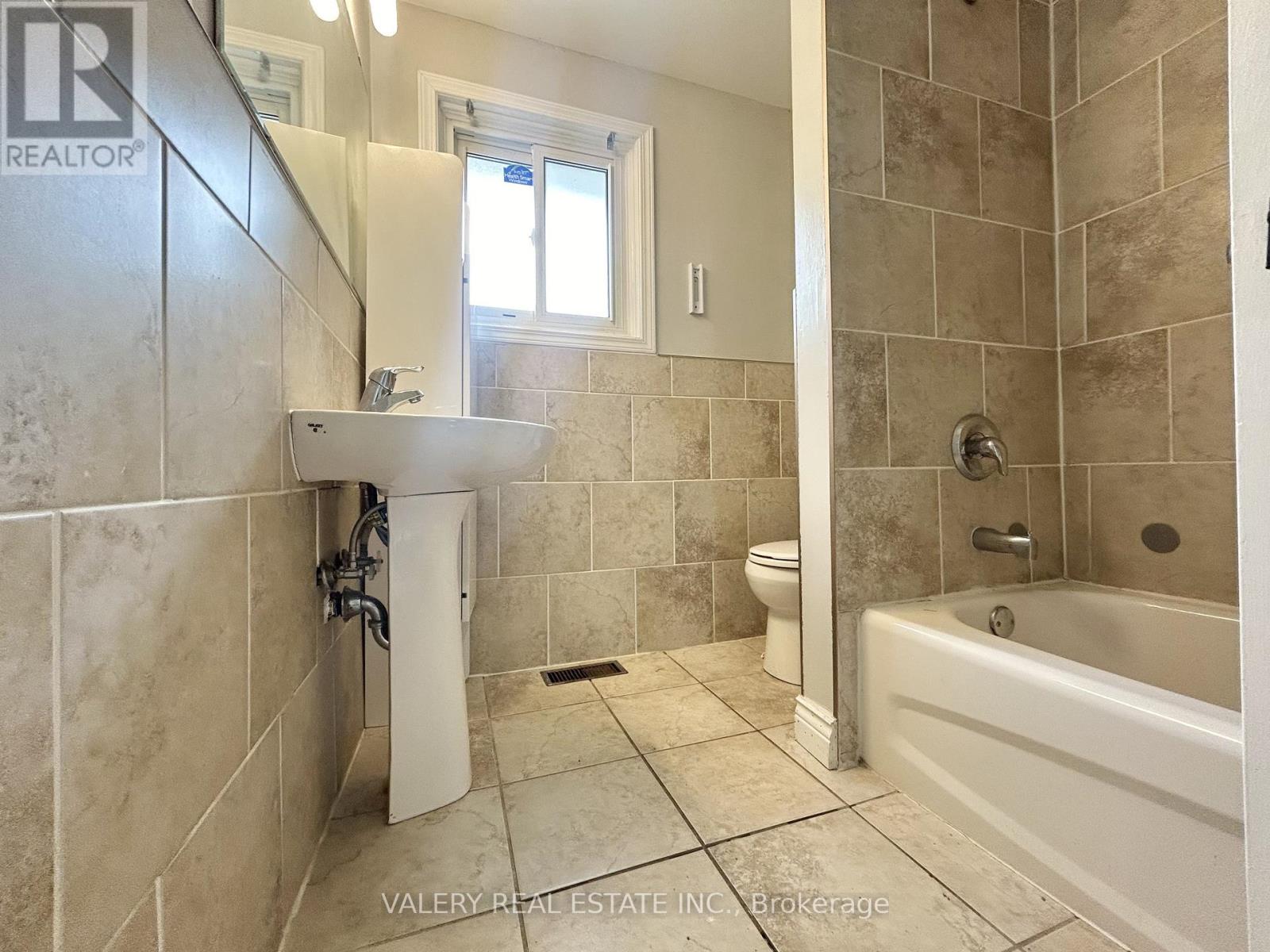 A - 63 Paperbirch Crescent, London North, Ontario  N6G 1L8 - Photo 15 - X13156070