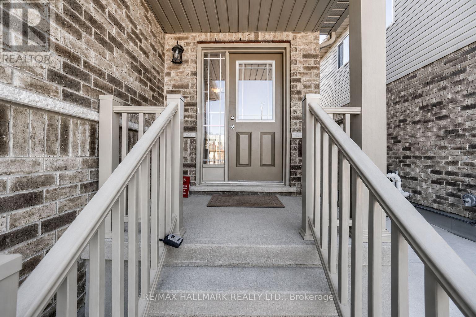 75 John Brabson Crescent, Guelph, Ontario  N1G 0G7 - Photo 2 - X13156120