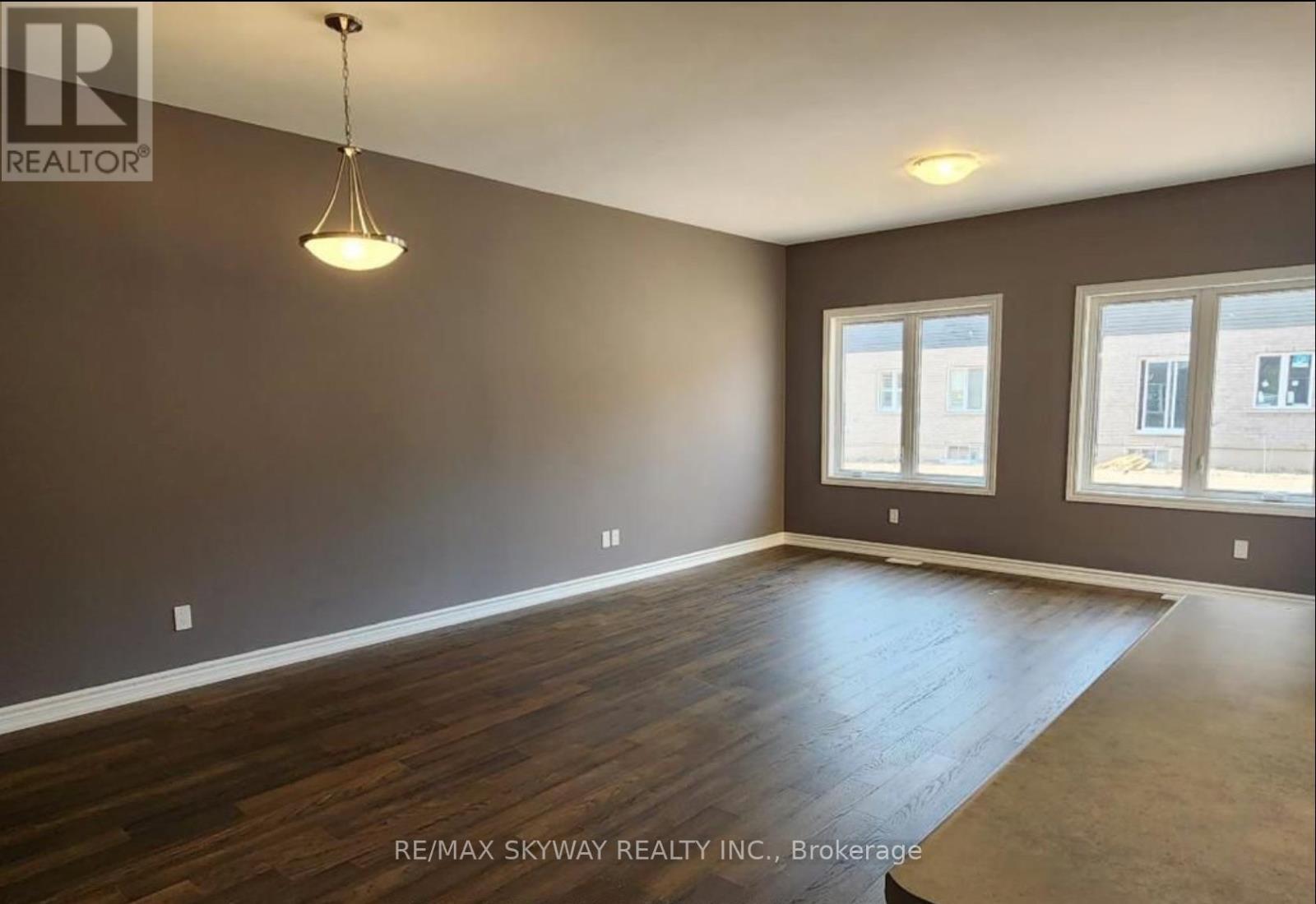 46 Bradley Avenue, Welland, Ontario  L3B 0K1 - Photo 3 - X13156318