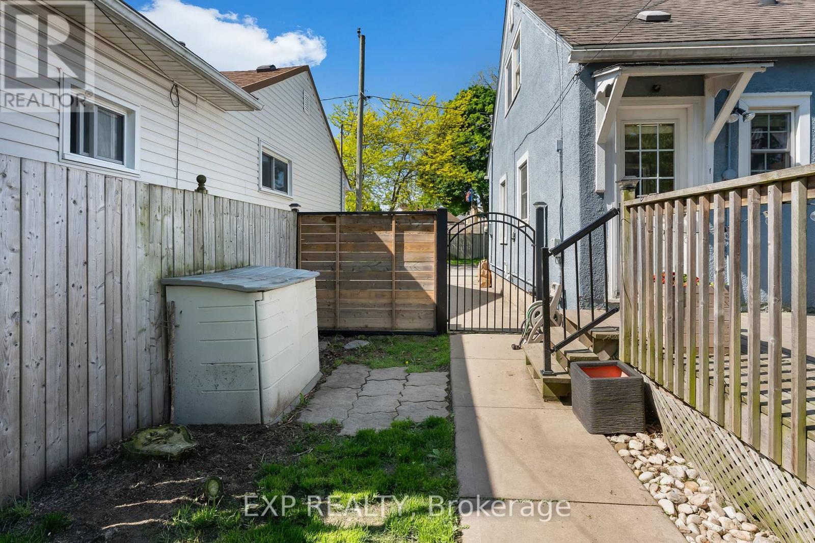 8 Coventry Street, St. Catharines, Ontario  L2R 2X5 - Photo 29 - X13156462