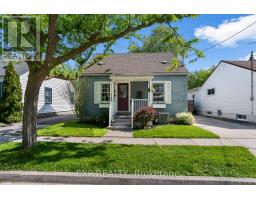 8 COVENTRY STREET, St. Catharines, Ontario