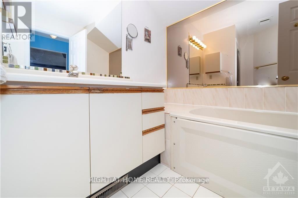 2982 Richmond Road S, Ottawa, Ontario  K2B 6S7 - Photo 20 - X13006326