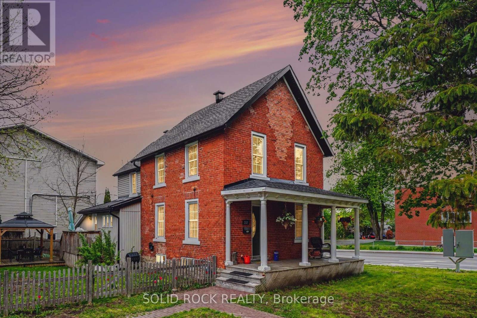 312 BRIDGE STREET, Carleton Place, Ontario