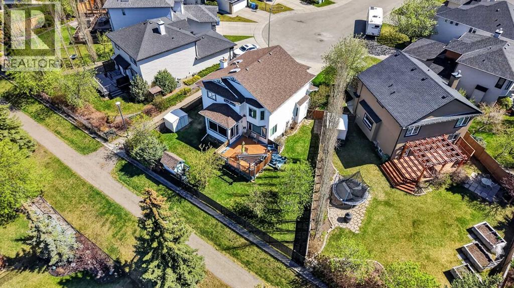 230 Rocky Ridge Cove NW, Calgary, Alberta  T3G 4L1 - Photo 2 - A2303867