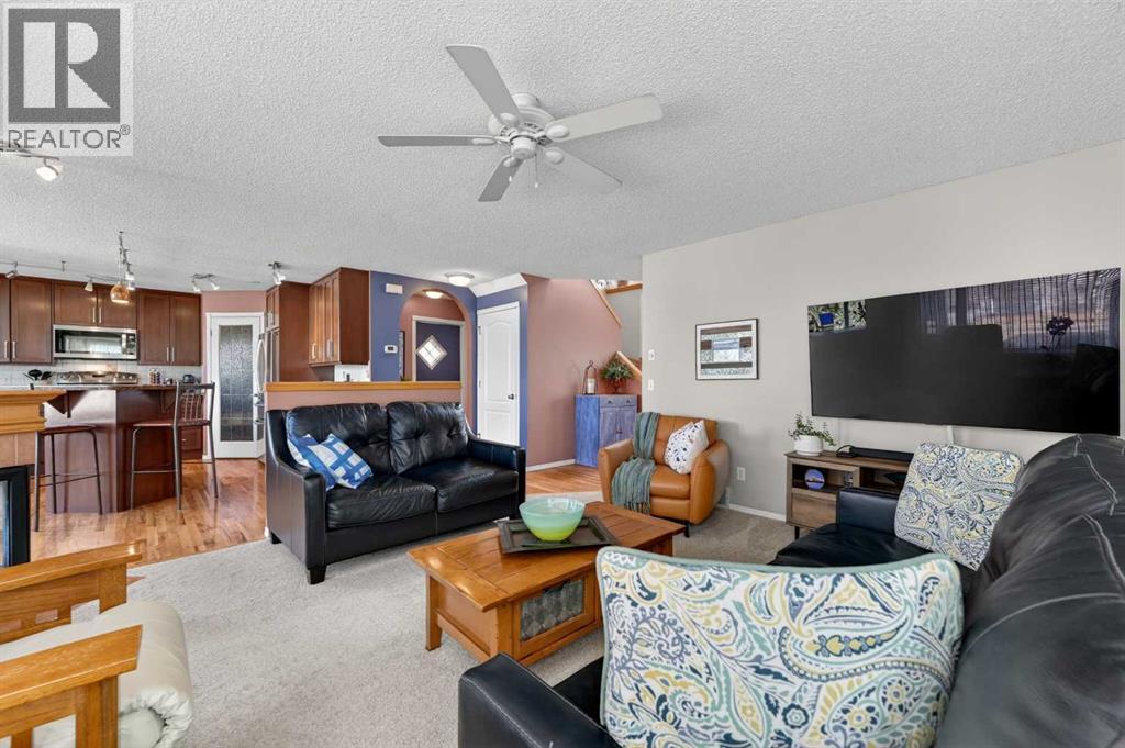 230 Rocky Ridge Cove NW, Calgary, Alberta  T3G 4L1 - Photo 8 - A2303867