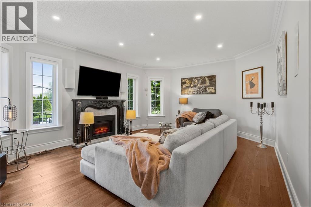 2147 Berwick Drive, Burlington, Ontario  L7M 4B2 - Photo 13 - 40822347