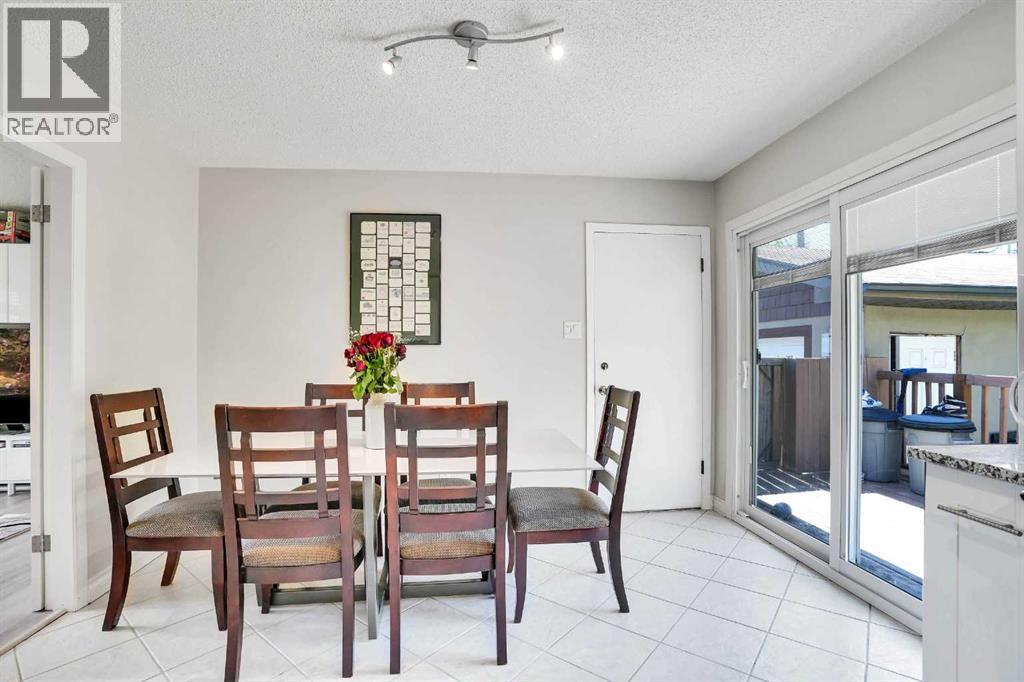 52 Harrow Crescent SW, Calgary, Alberta  T2V 3A9 - Photo 13 - A2295761