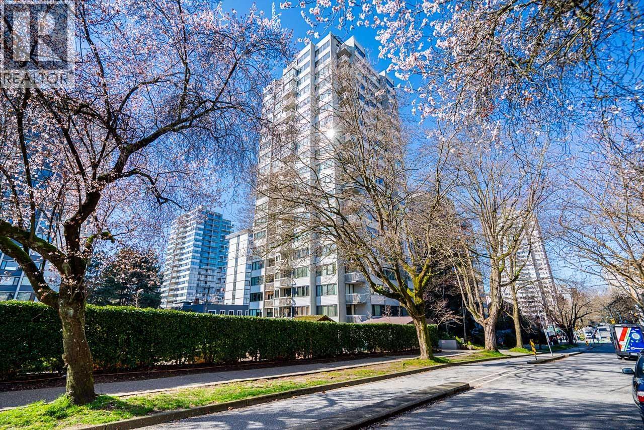 204 1740 COMOX STREET, Vancouver, British Columbia