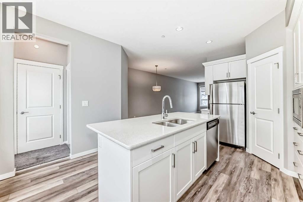 148 Howse Avenue NE, Calgary, Alberta  T3P 0W1 - Photo 5 - A2309609