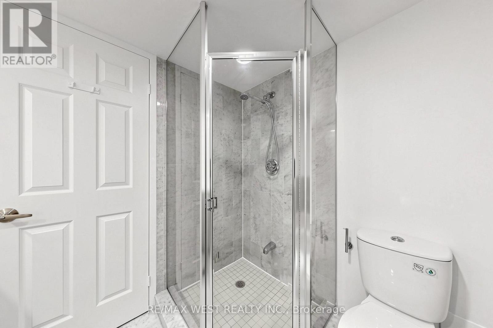 1302 - 5 Concorde Place, Toronto, Ontario  M3C 3M8 - Photo 30 - C13156430