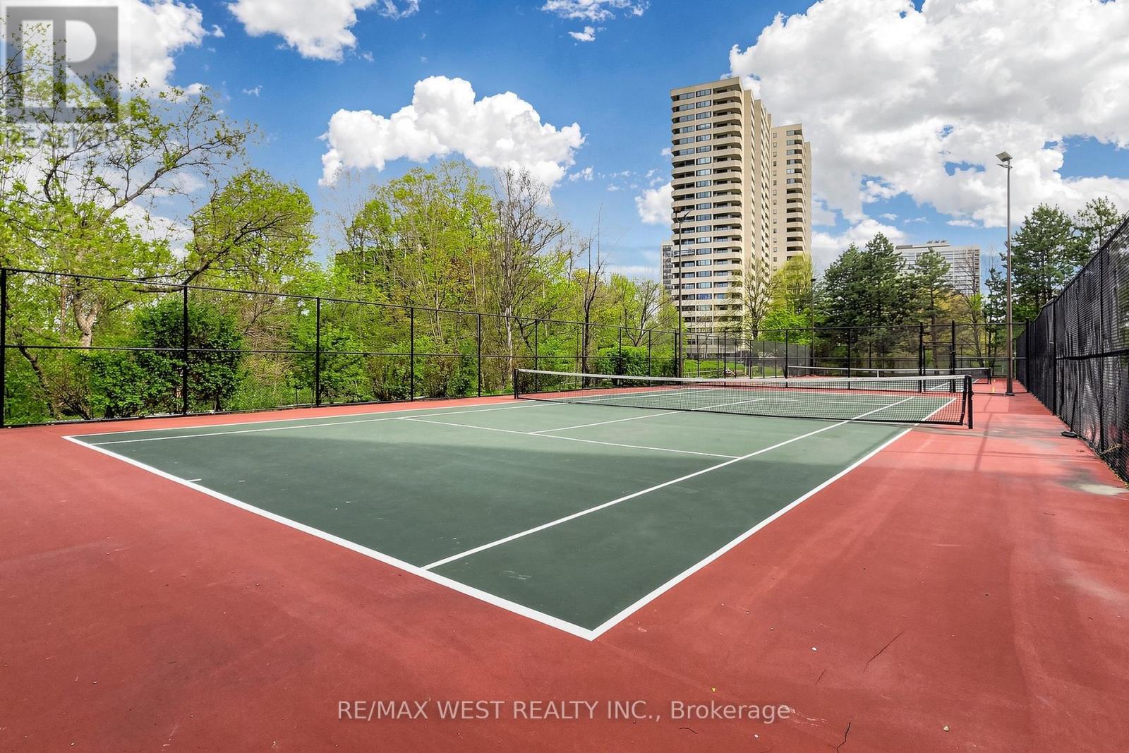 1302 - 5 Concorde Place, Toronto, Ontario  M3C 3M8 - Photo 44 - C13156430
